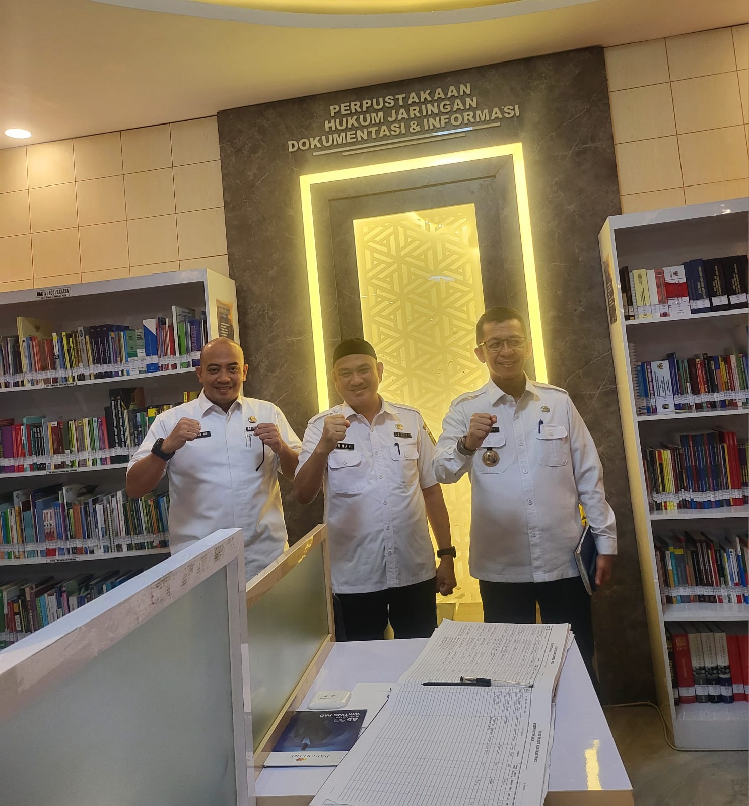 Kunjungan Kepala BPSDM Provinsi Lampung ke Perpustakaan Hukum JDIH Provinsi Lampung: Dorong Peningkatan Sumber Daya Aparatur