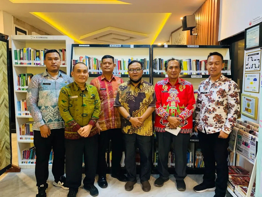 Perpustakaan Hukum JDIH Provinsi Lampung menerima kunjungan dari Bagian Hukum Kabupaten Lampung Selatan