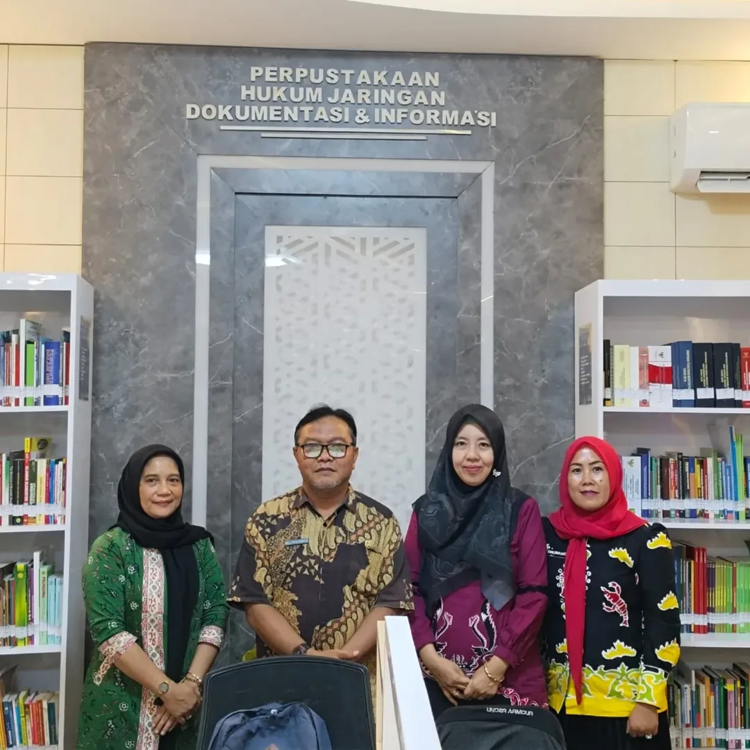 Perpustakaan Hukum JDIH Provinsi Lampung menerima kunjungan dari Bagian Hukum Kabupaten Lampung Timur