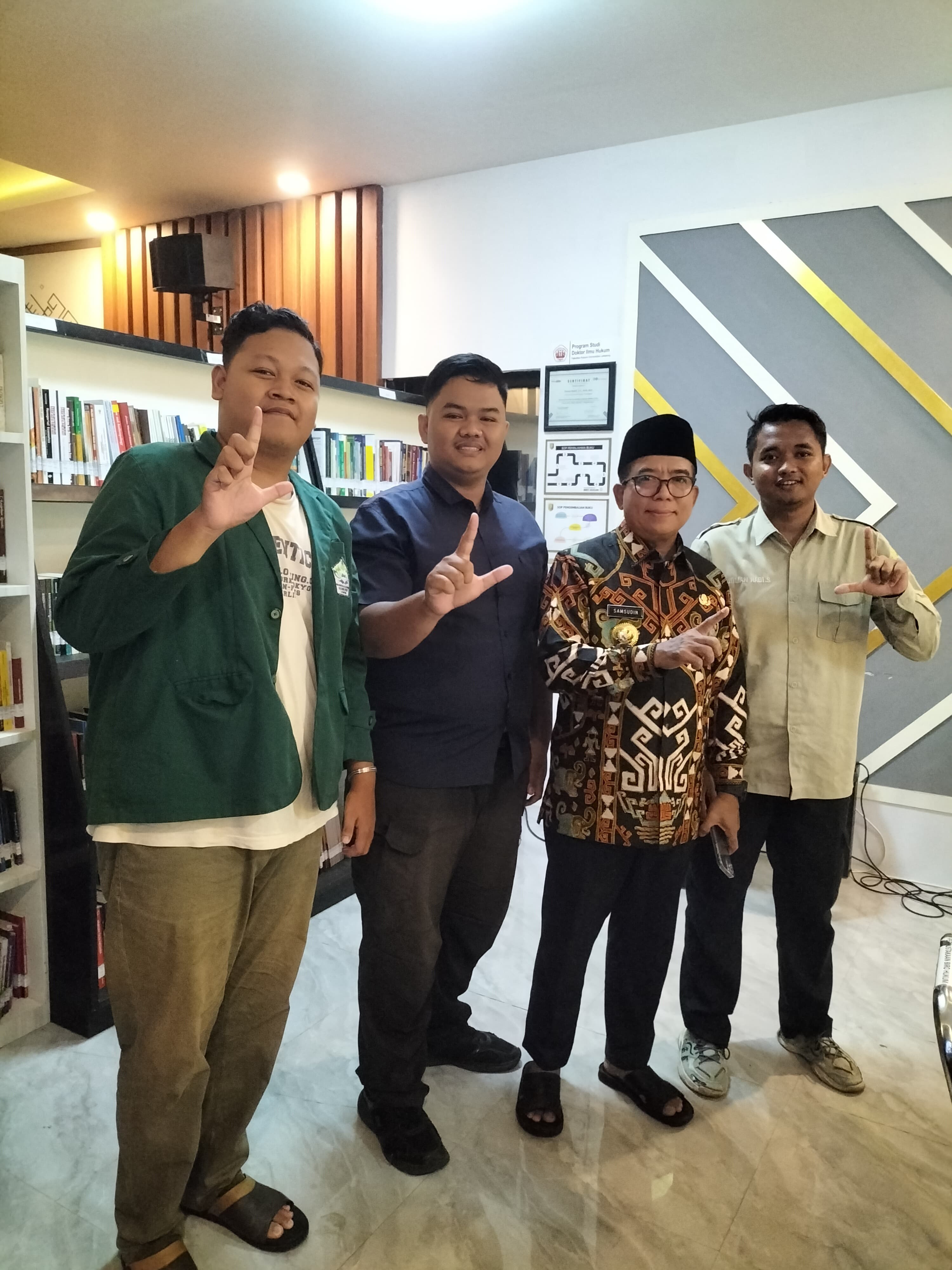 PJ. Gubernur Lampung Kunjungi Perpustakaan JDIH Provinsi Lampung