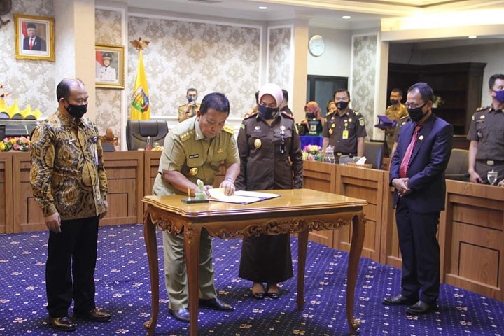 Gubernur Lampung Lakukan Pendandatanganan Kesepakatan bersama Kejati Lampung dan Perwakilan BPKP